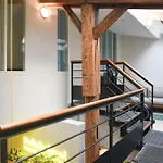 Comfortable 150 M House In The Heart Of Paris